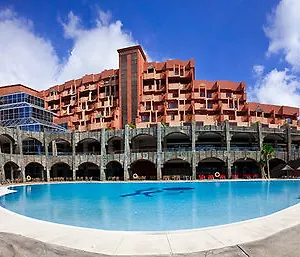World 4* Benalmádena